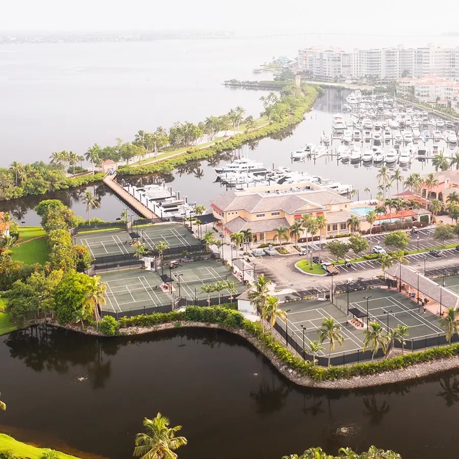 club with ft myers background